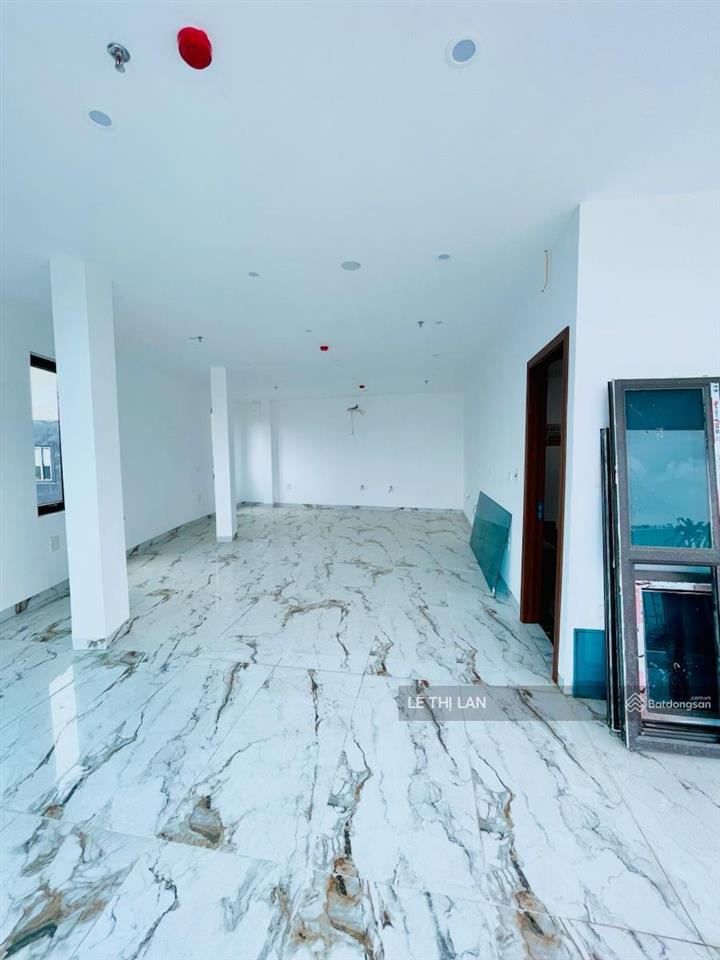 Toà nhà ccmn phan đình giót sổ đỏ thanh xuân 100 m2 x 9 tầng thang máy 23 phòng full 170 tr/ tháng