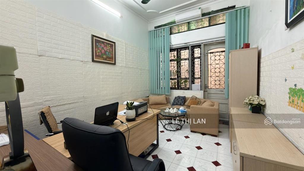 Bán nhà phân lô phố nguyễn chí thanh, sổ đỏ phân lô 45m2 x 4 tầng 4 ngủ, ô tô tránh, qh ổn định