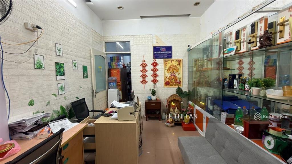 Bán nhà phân lô phố nguyễn chí thanh, sổ đỏ phân lô 45m2 x 4 tầng 4 ngủ, ô tô tránh, qh ổn định