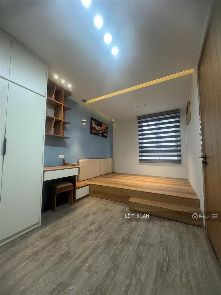 Bán nhà ko bị quy hoạch hơn 8 tỷ thang máy phố tôn đức thắng sổ đỏ 35m2 x 6 tầng xây mới có gpxd