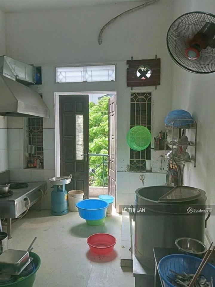 Mặt phố trần quang diệu 50 m2 x 5t sổ đỏ đẹp đống đa ko bị qh nhà đẹp 3 ngủ có cửa hàng, ôtô đỗ