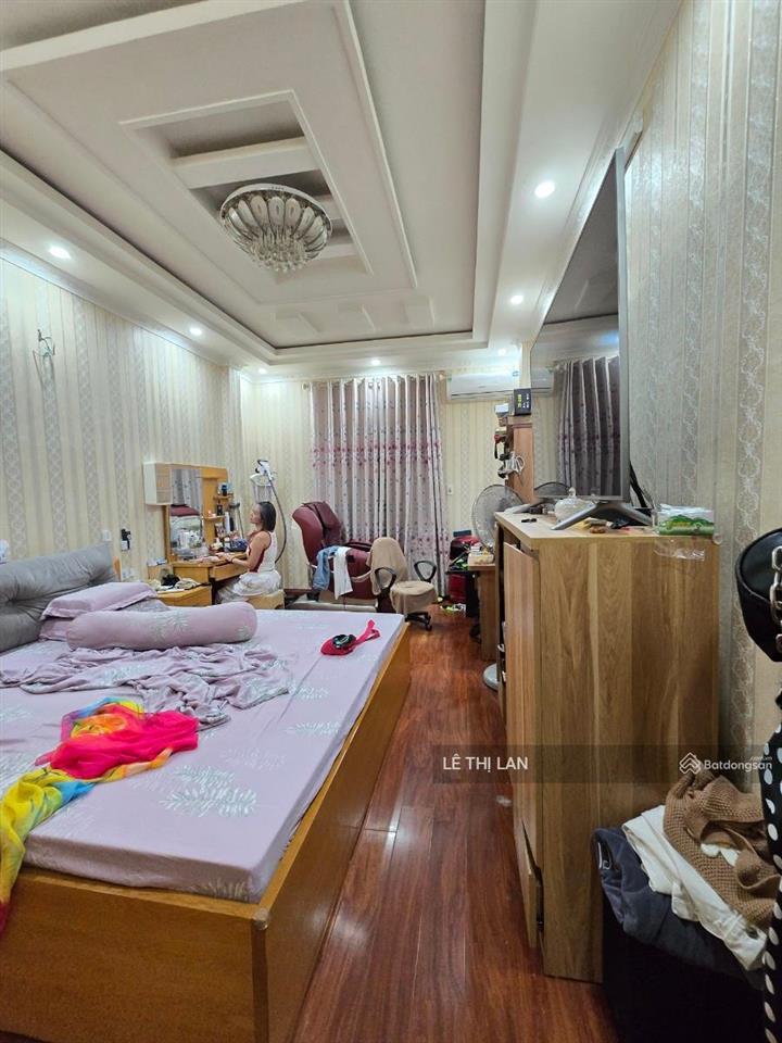 Bán nhà 40 m2 x 5 tầng phố chợ khâm thiên, trung phụng, sổ đỏ đống đa nhà đẹp dân xây chắc ko qh