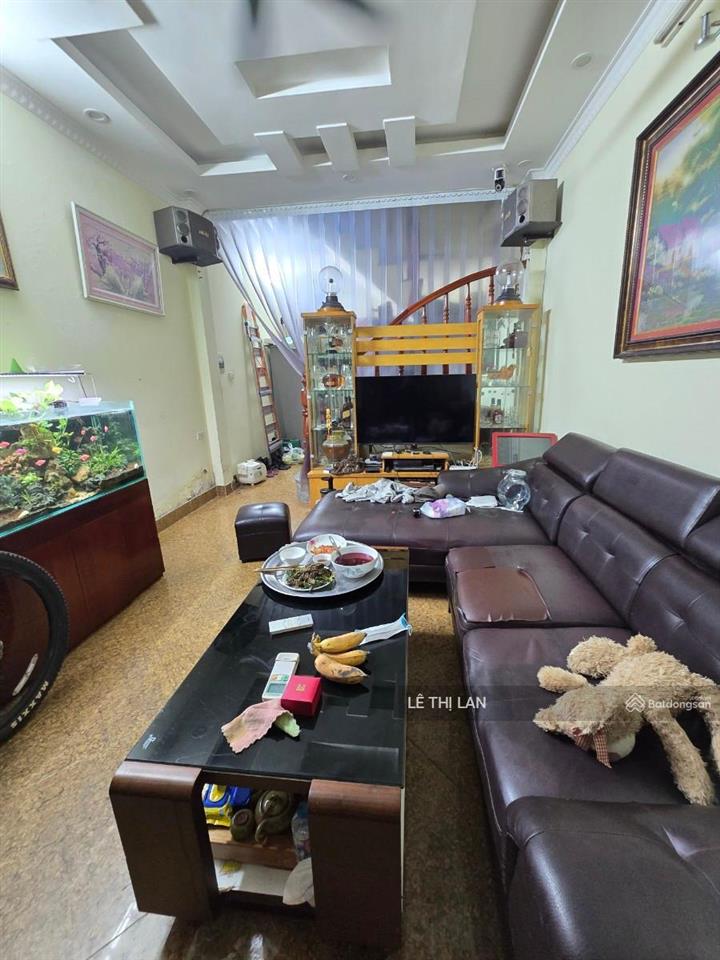 Bán nhà 40 m2 x 5 tầng phố chợ khâm thiên, trung phụng, sổ đỏ đống đa nhà đẹp dân xây chắc ko qh