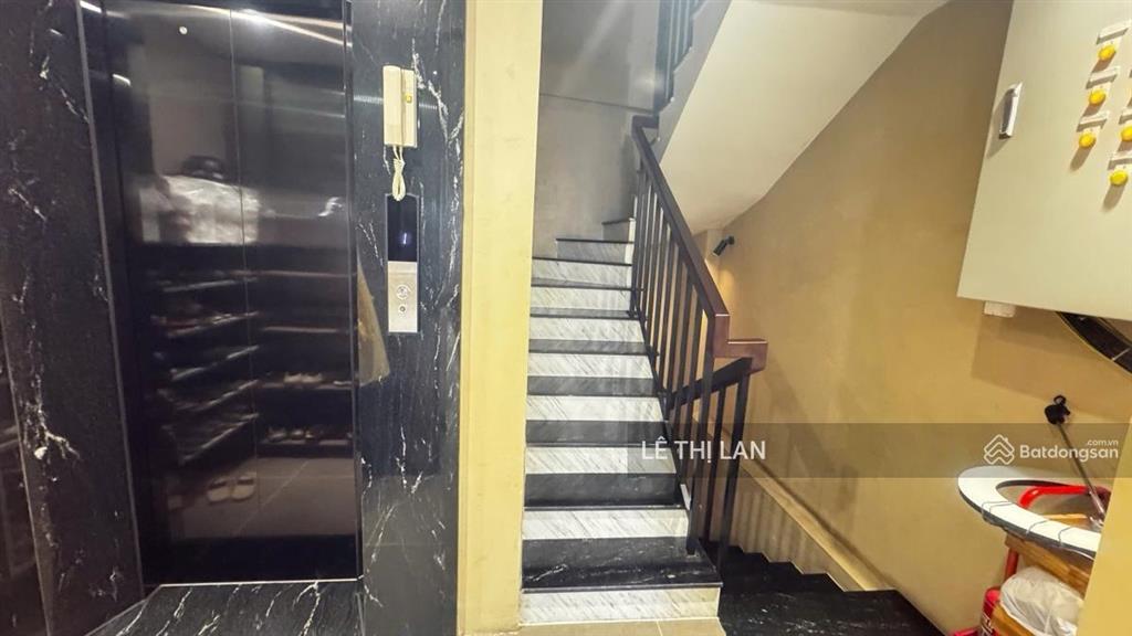 Bán nhà 40 m2 x 5 tầng phố chợ khâm thiên, trung phụng, sổ đỏ đống đa nhà đẹp dân xây chắc ko qh