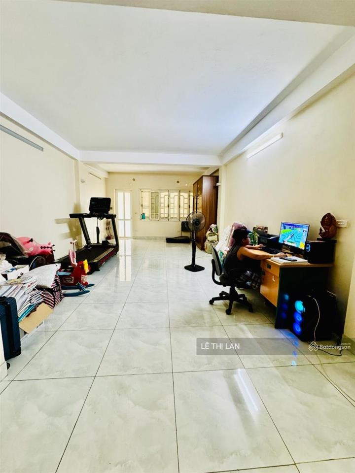 Trường chinh 65 m2 x 5 tầng, mặt tiền 4,7m  giá 20 tỷ sổ đỏ đống đa, ô tô vào, kd sầm uất ko qh