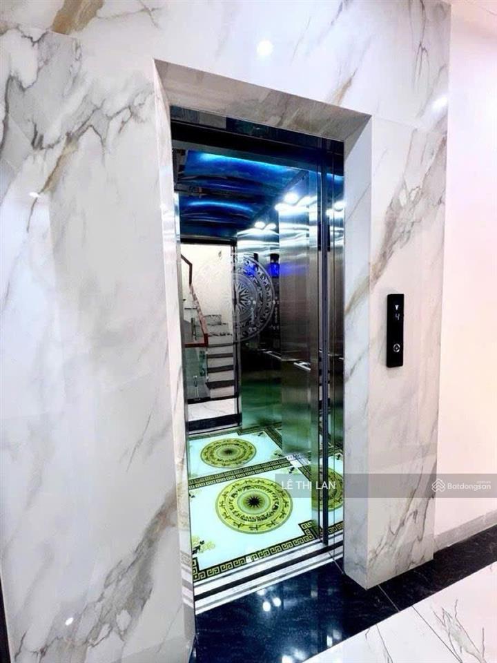 Tô vĩnh diện, 60m2 x 5 tầng thang máy, 6 ngủ, ô tô đỗ cửa sát mặt phố kd tốt, sổ đỏ đẹp thanh xuân