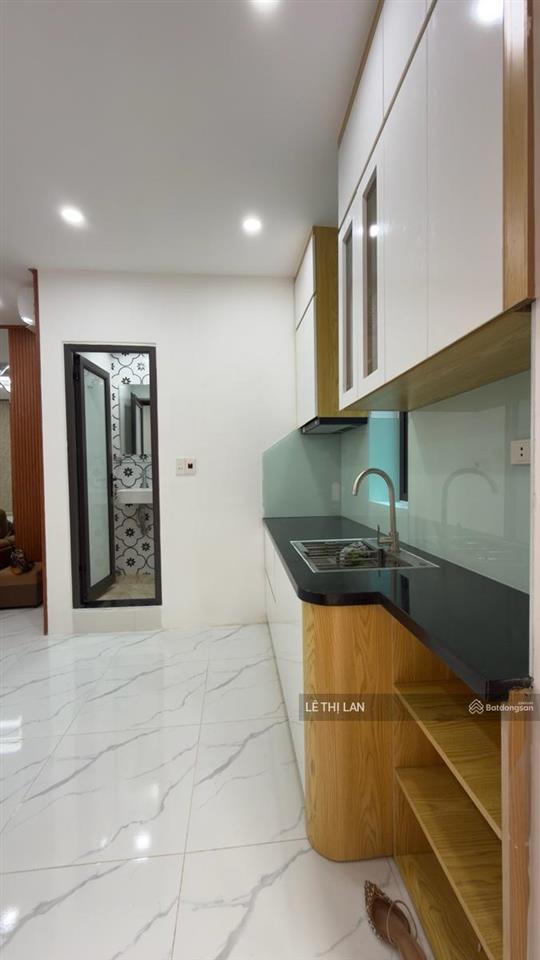 Chính chủ bán căn hộ tt kim liên, đống đa sổ đỏ 32/70m2 lô góc 2 ngủ 2 vs ban công đẹp vị trí vip
