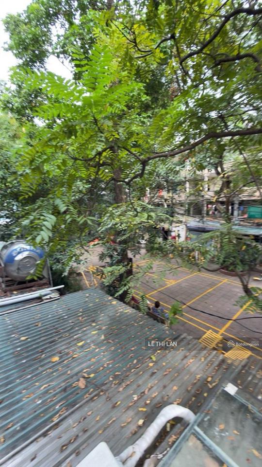 Chính chủ bán căn hộ tt kim liên, đống đa sổ đỏ 32/70m2 lô góc 2 ngủ 2 vs ban công đẹp vị trí vip