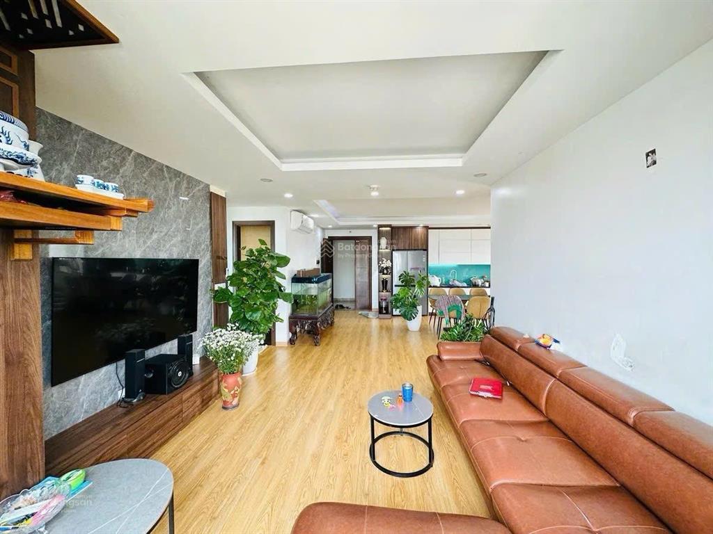 96 m2 sổ đỏ chung cư fafilm vnt tower vị trí đắc địa, ngay ngã tư sở, hàng xóm royal city 3 ngủ 2vs