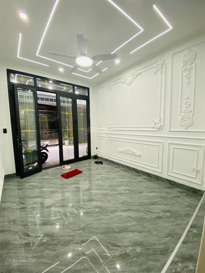 Quá ổn định 43m2 x 5 tầng thang máy phố láng ô tô đỗ 2 thoáng vĩnh viễn, nội thất ngoại, sổ đỏ a4