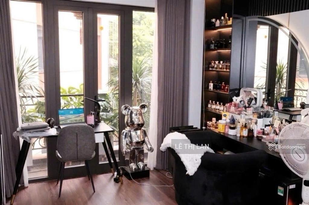 Đẳng cấp hoàng văn thái phân lô 55 m x 6t thang máy sổ đỏ thanh xuân. ô tô tránh full cao cấp 3 ngủ