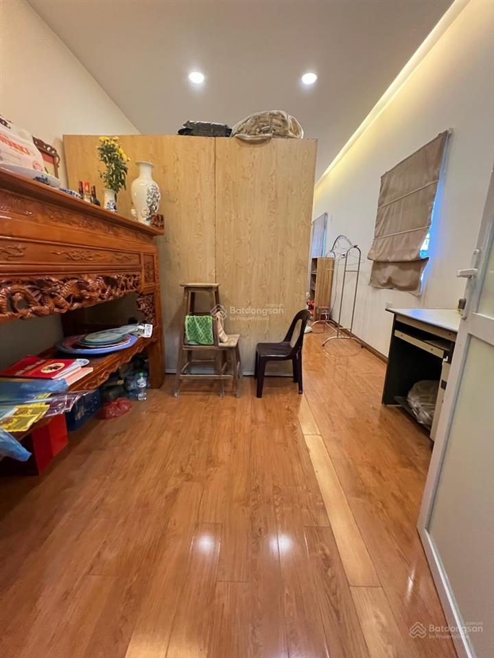 Hiếm! bán căn hộ 110 m2 duplex 2 tầng sổ đỏ phố ngọc khánh tập thể 3 ngủ 2 vs lô góc ô tô đỗ cổng