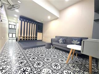 Trung tâm đống đa 40 m2 sổ đỏ tập thể tầng 1 thái thịnh 1,95 tỷ ô tô đỗ cửa  ngõ thông full 2 ngủ