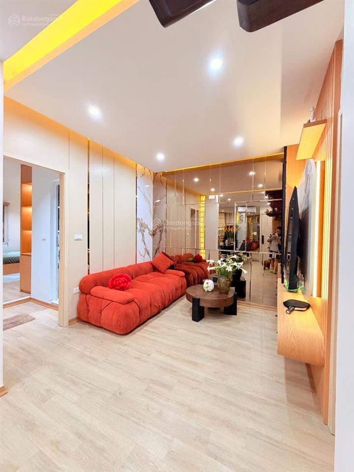 Nhanh bà con! vĩnh hồ  bán căn tt 39/85 m2 sổ đỏ tầng 2 đc xuất tđc tại chỗ gần 100m2 chung cư