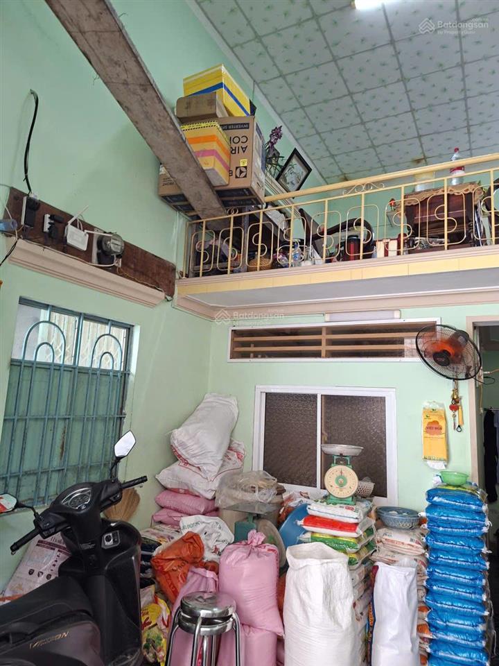 Chính chủ cần bán nhà 1 trệt 1 lửng phường hải cảng, gần biển quy nhơn