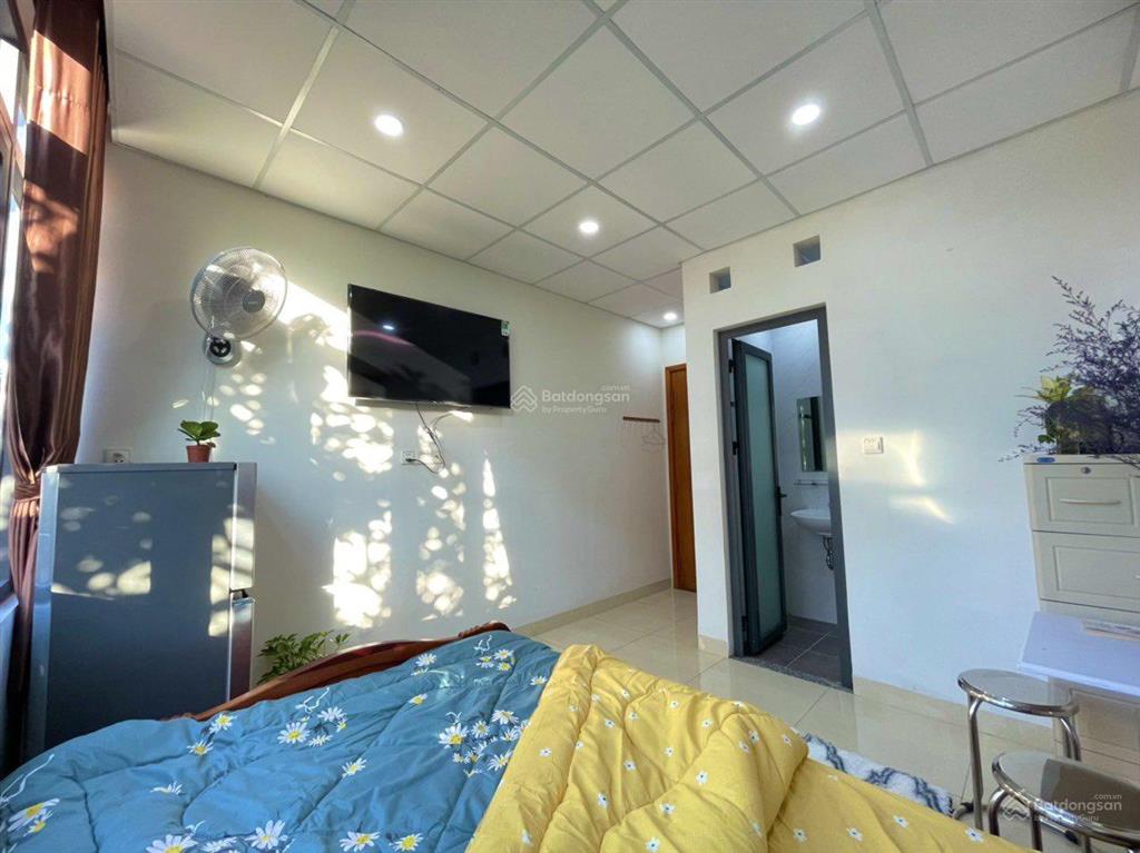 Chính chủ cho thuê phòng trọ 25m2 đầy đủ nội thất đường ấp bắc kế bên etown cộng hoà quận tân bình