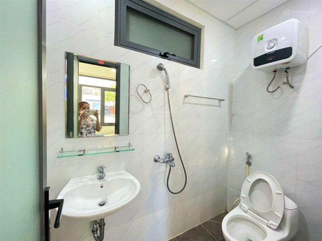 Chính chủ cho thuê phòng trọ 25m2 đầy đủ nội thất đường ấp bắc kế bên etown cộng hoà quận tân bình