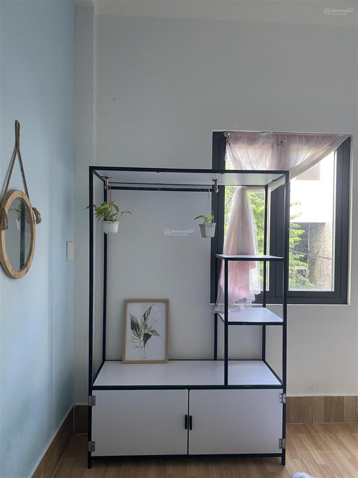 Chính chủ cho thuê phòng trọ 27m2 nội thất cao cấp đường hồ văn huê kế bên ngã tư phú nhuận