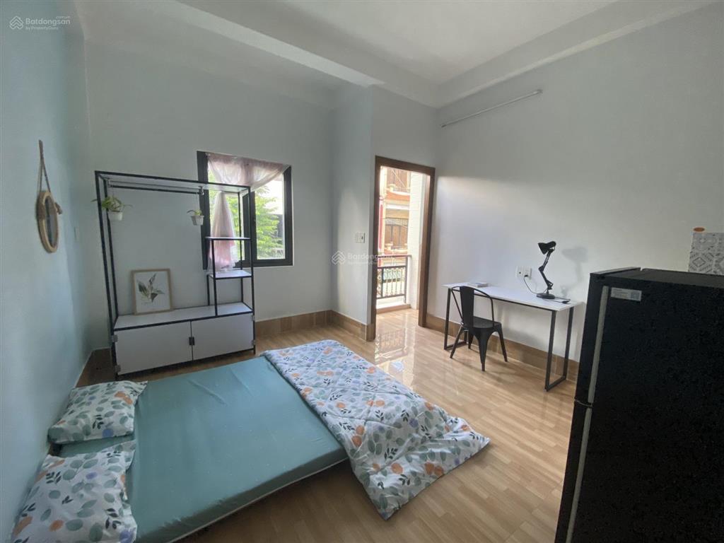 Chính chủ cho thuê phòng trọ 27m2 nội thất cao cấp đường hồ văn huê kế bên ngã tư phú nhuận