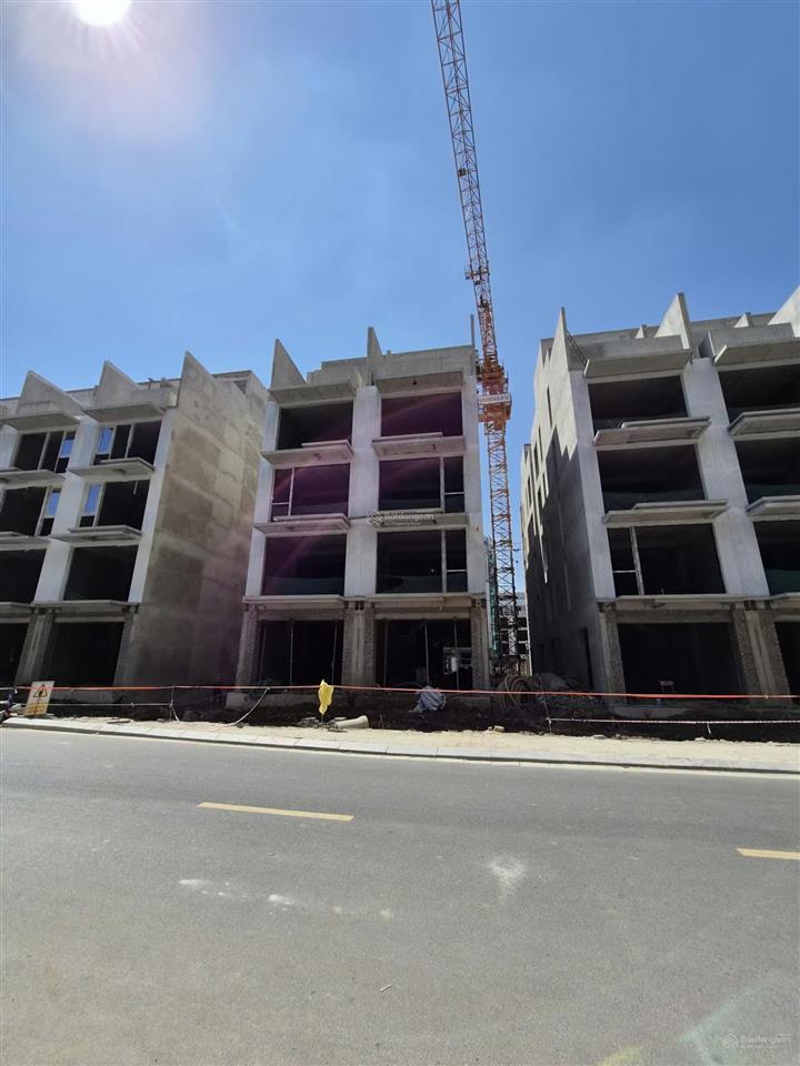 Chủ đầu tư ra hàng 20 căn vị trí đẹp dự án central lakeside, giá cực tốt 380tr/m2 cả xây dựng