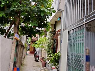 Có nhà nguyên căn 2 tầng, 2 ngủ giá 3,5tr/th. ngõ 59  đường hoàng liên, phường thượng cát, hn