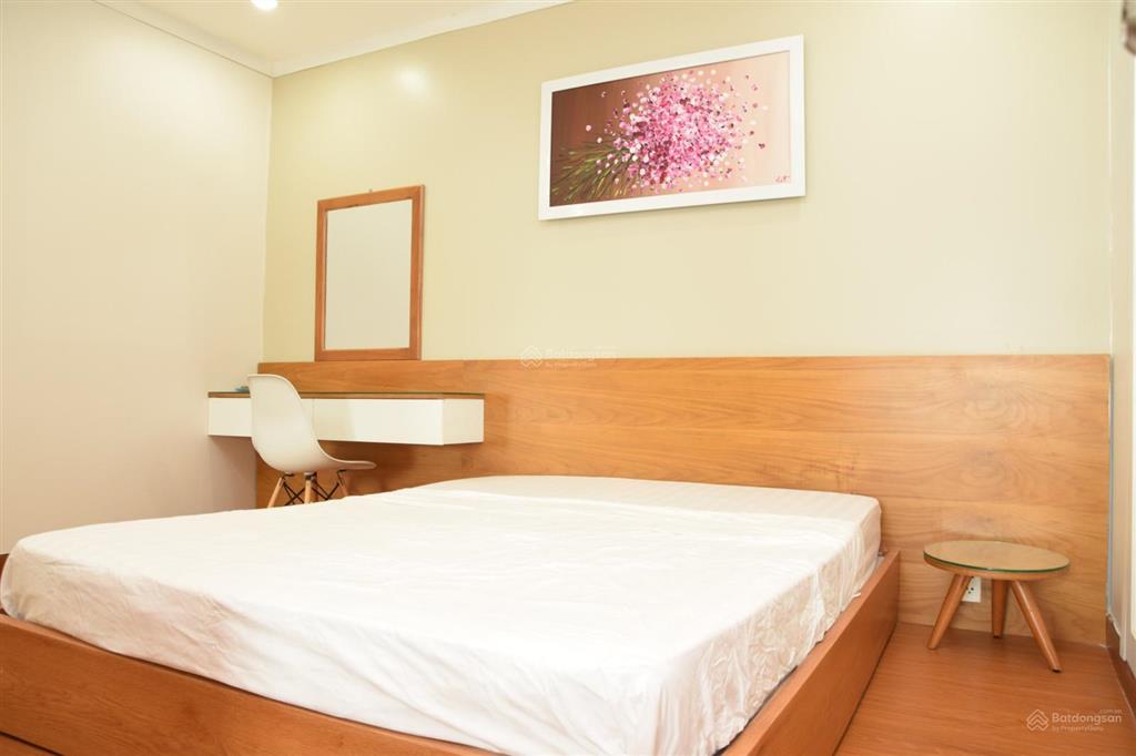 Cho thuê căn hộ hoàng anh gia lai 3 phòng ngủ, diện tích 110m2, view hồ thạc gián