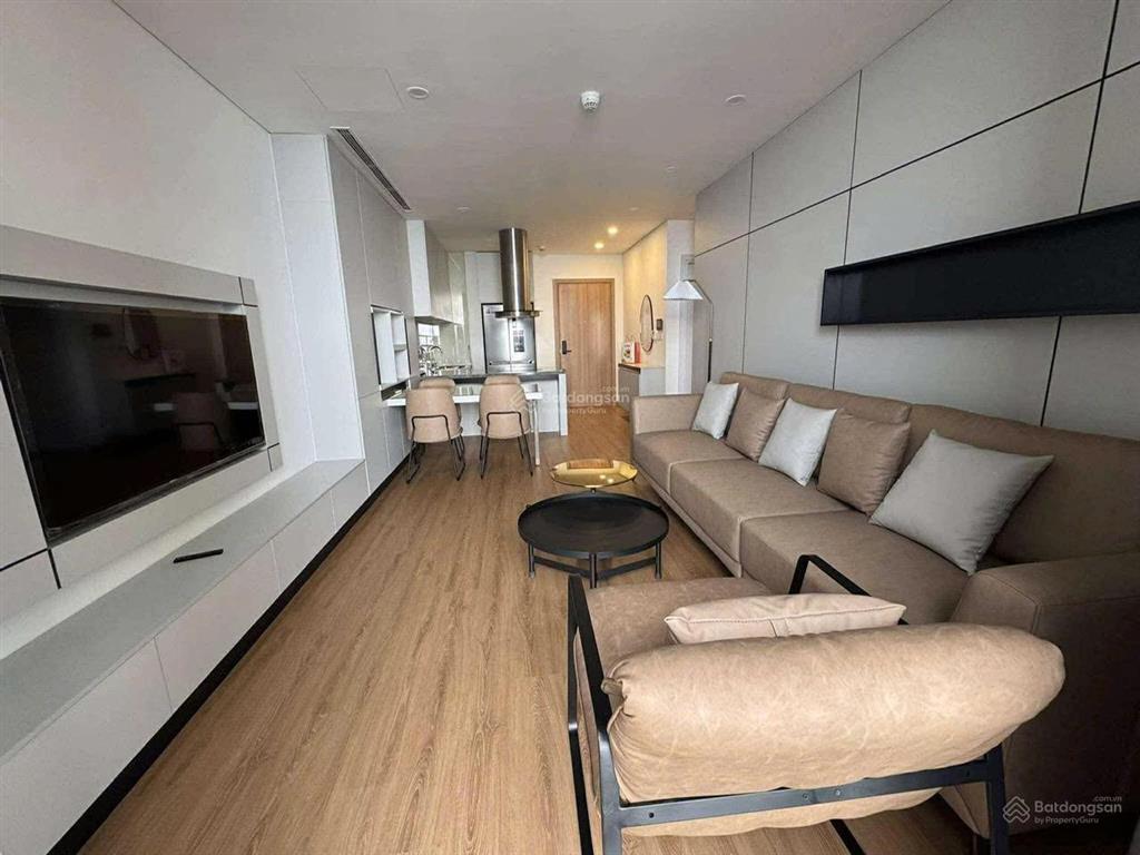 Cho thuê căn 2 phòng ngủ sam tower 70m2 tầng cao view sông giá 27 triệu/tháng