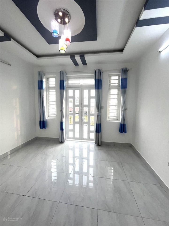 Giảm ngay 300tr chỉ còn 5,3 tỷ dt 4 x 16,5m nở hậu 4,2m nhà 4 tầng hẻm xe hơi 5m