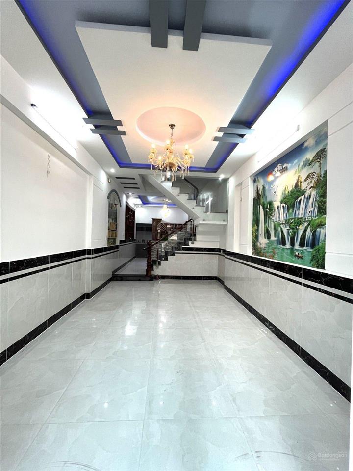 Giảm ngay 300tr chỉ còn 5,3 tỷ dt 4 x 16,5m nở hậu 4,2m nhà 4 tầng hẻm xe hơi 5m