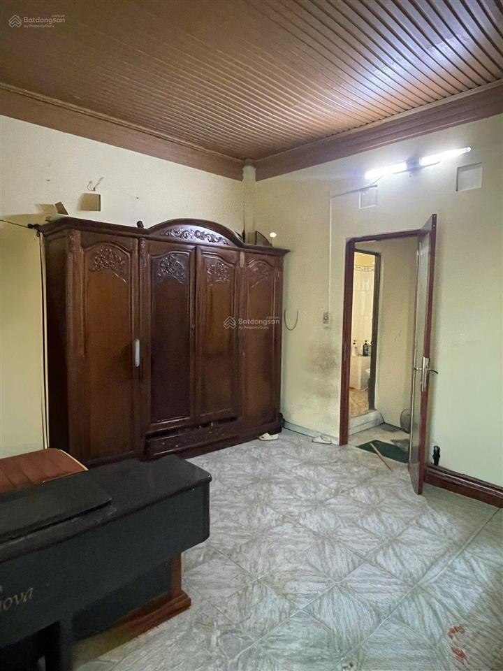 Mặt tiền tiền lân 15 * 96m nhà + 3 phòng trọ giá 5,2 tỷ 5 x 20m (96m) 1 trệt 1 lầu