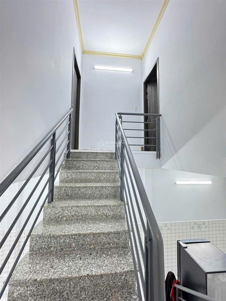 Bán nhà đẹp bình tân bình hưng hòa a giá chỉ 4,6 tỷ dt 4 x 15,5 = 58m hẻm 4m sát mặt tiền