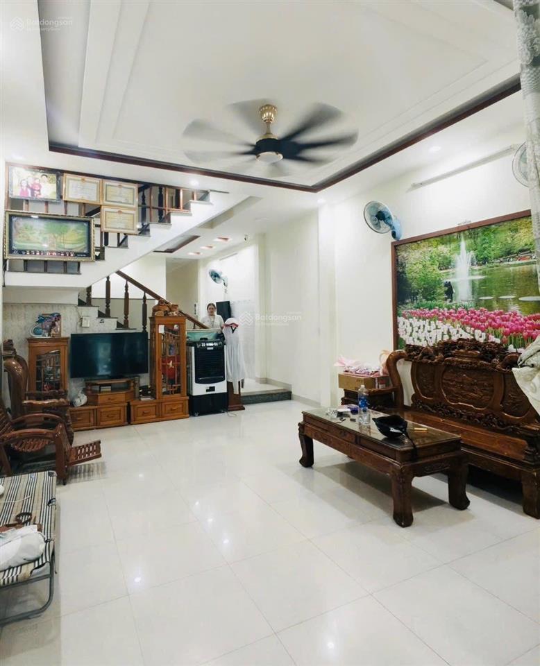 Bán nhà 2.5 tầng đường bàu gia thượng 1, cẩm lệ, đà nẵng
 dt 108m2, ngang 5m, hướng tây