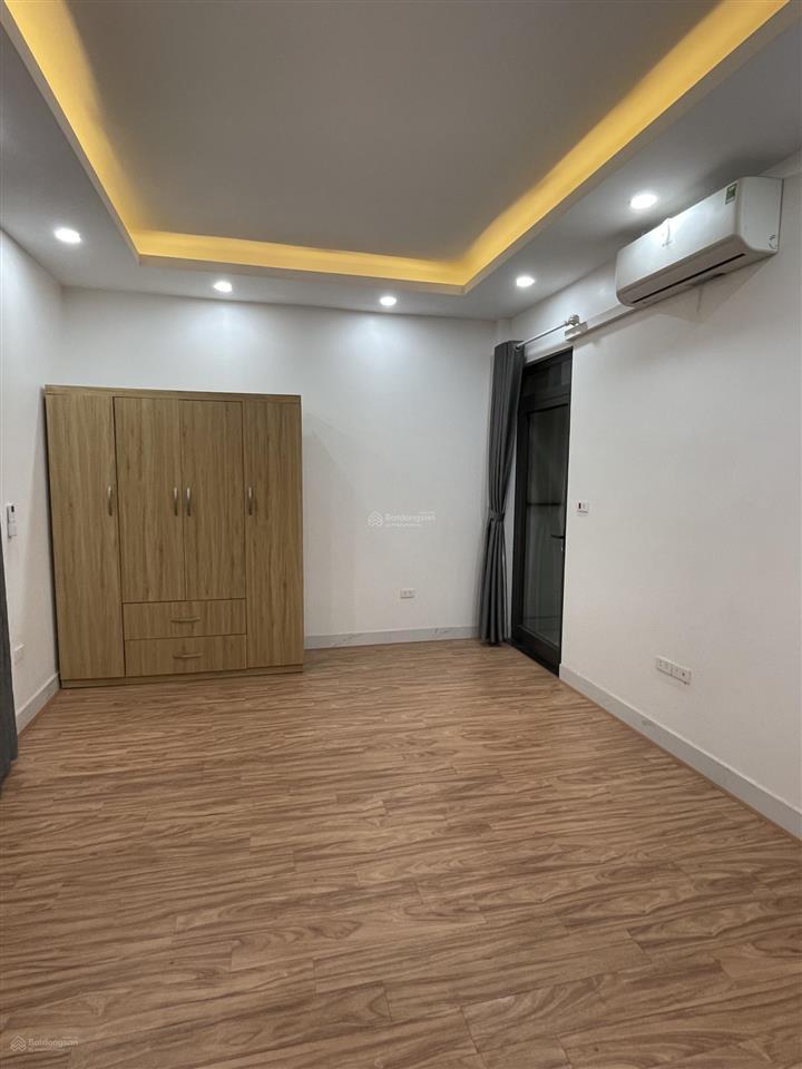 Nhà mỹ đình ngay ngã ba thiên hiền với mỹ đình 40m2 x 5 tầng ô tô đỗ cửa