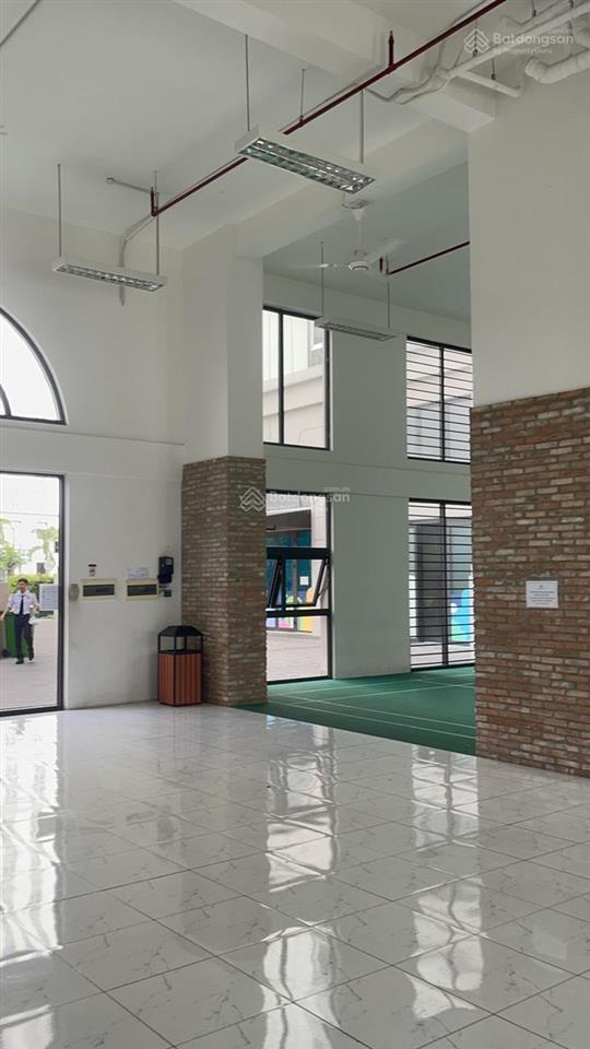 Cho thuê cc tại imperial place, 7 triệu vnd, 49 m2, có ban công