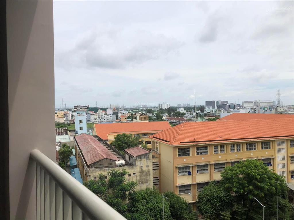 Cho thuê cc tại imperial place, 7 triệu vnd, 49 m2, có ban công