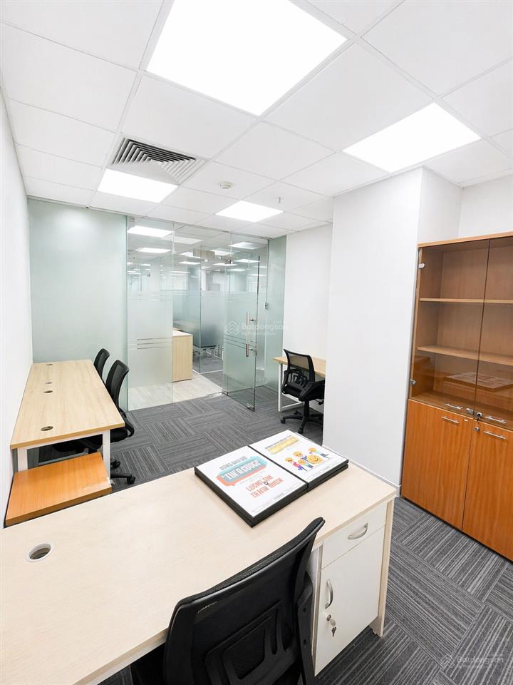 Cho thuê văn phòng giá siêu hời 9,2 triệu, 30m2 tại đông tác, p kim liên, q.đống đa