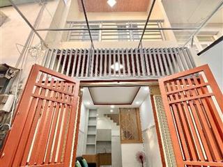 Nhà đẹp chủ ở  hẻm thông 4 tầng ngay trần xuân soạn 4pn / sân thượng 4*11  nhỉnh 4t