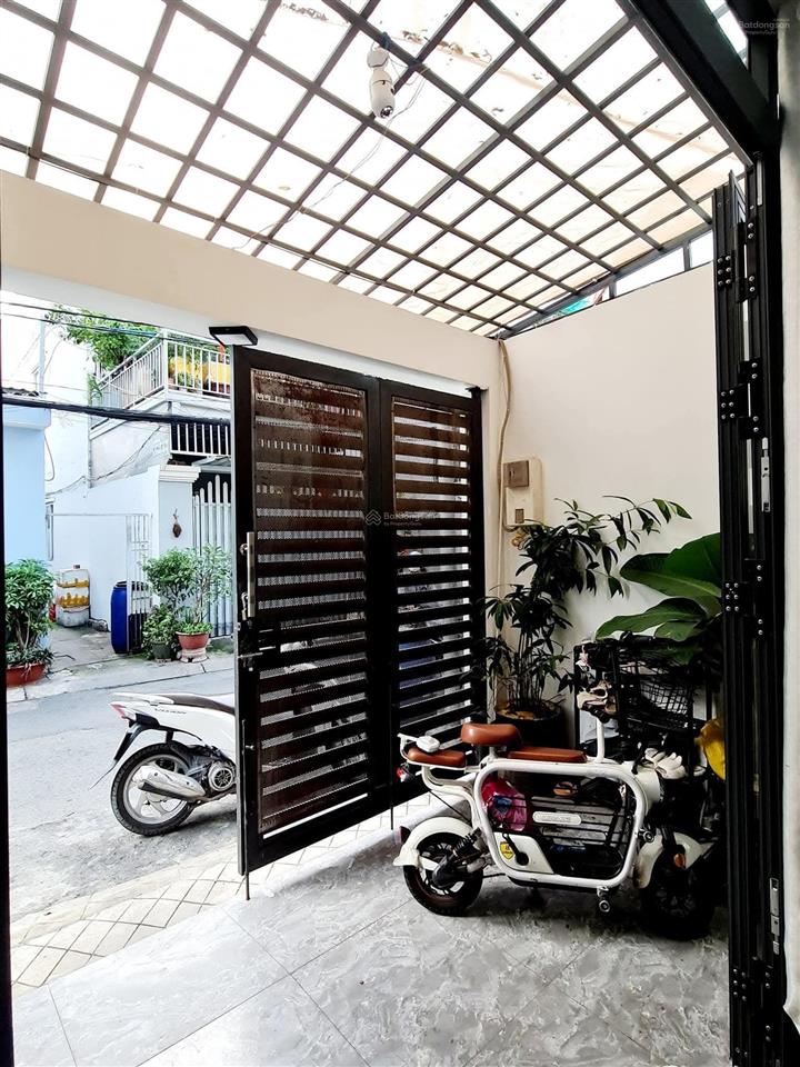 Bán nhà đường nhựa 8m  ngang 6m lý phục man  4pn vừa ở vừa cho thuê  chỉ 6t4 tl