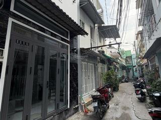 Quận 7  cách q1 10 phút  3 tỷ 480  ngang 4m  hẻm 4m 1 sẹc  3pn
