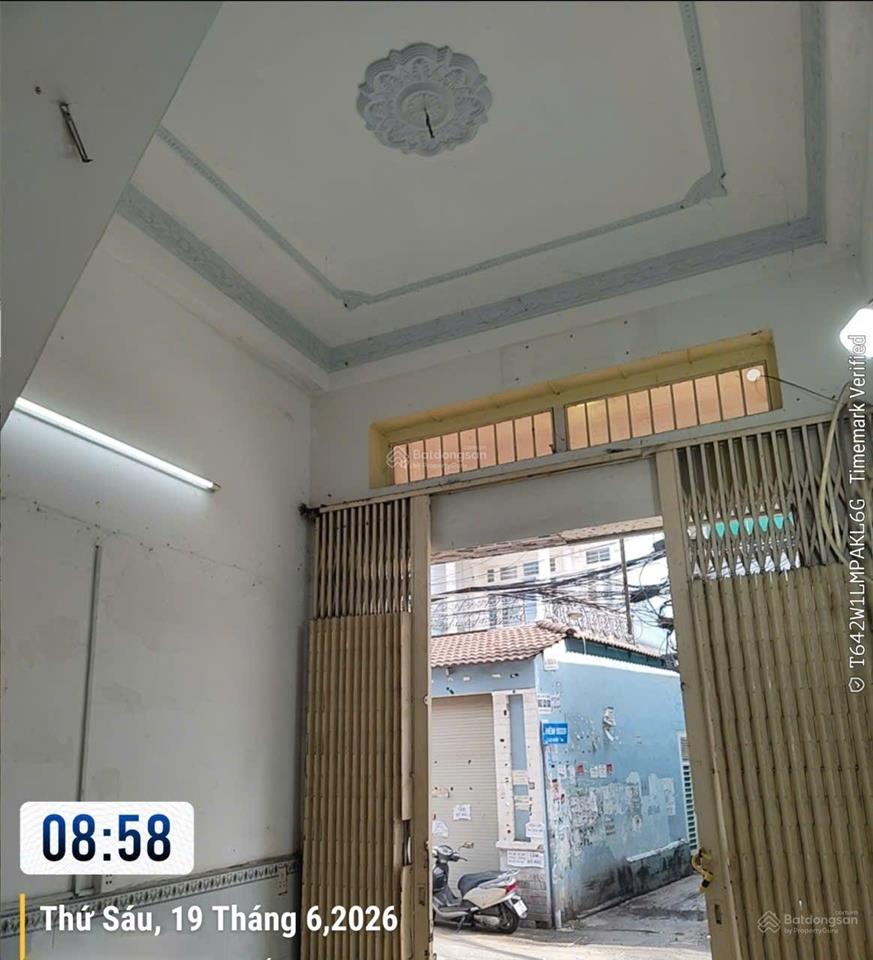 Q7  4t6  4 lầu  mtkd đường nhựa 8m  cạnh ngã 4 nguyễn thị thập