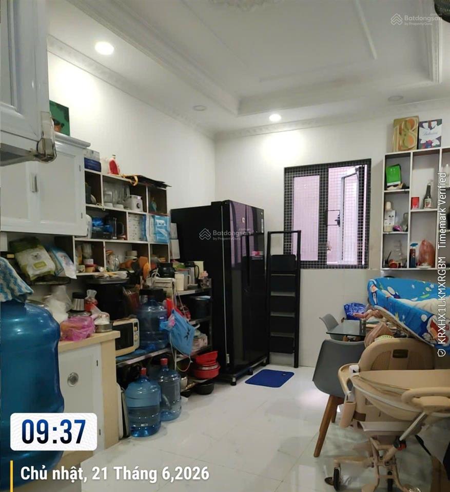 4t9  hẻm xe hơi q7  nhà đẹp 3 lầu btct  đối diện pmh quận 7