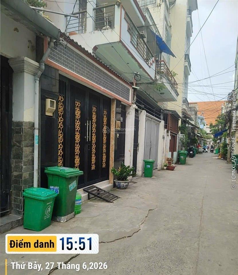 4tỷ9 có hẻm xe hơi, trần xuân soạn  69mv, sẵn thu nhập, không quy hoạch