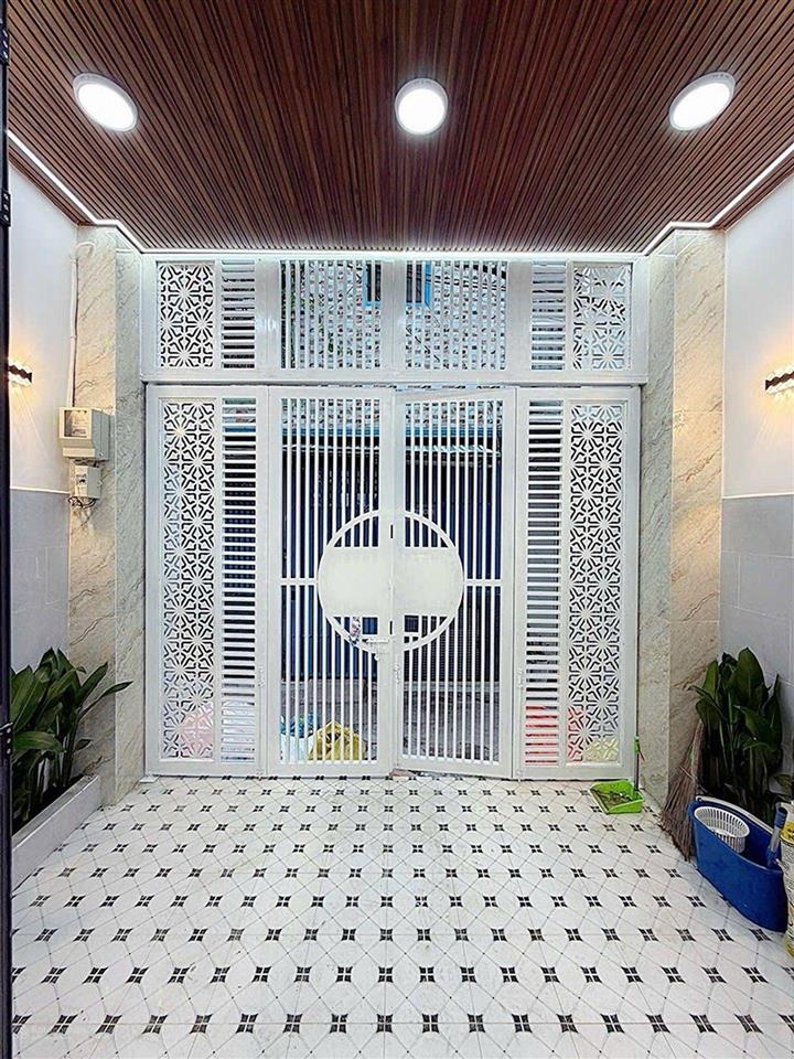 Nhà phố cạnh him lam  cách mt vài bước  sát bãi đậu ô tô  4pn full nội thất  chỉ 6.59 tỷ