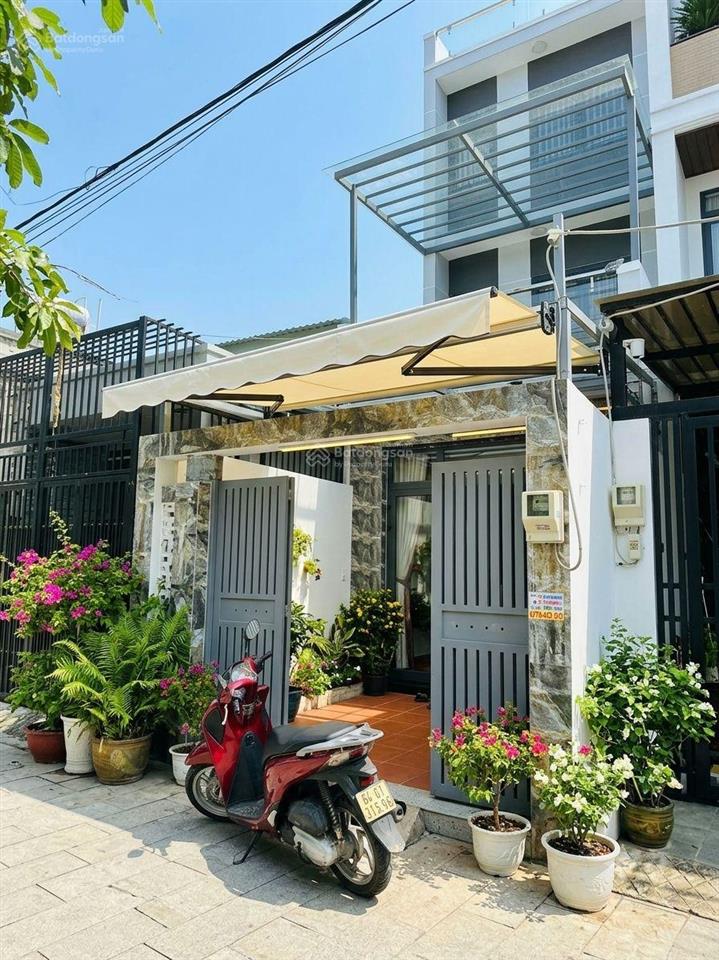 Nhà phố quận 7  4 tầng  sân xe rộng rãi  bãi đậu ô tô  60m²  5.570 tỷ