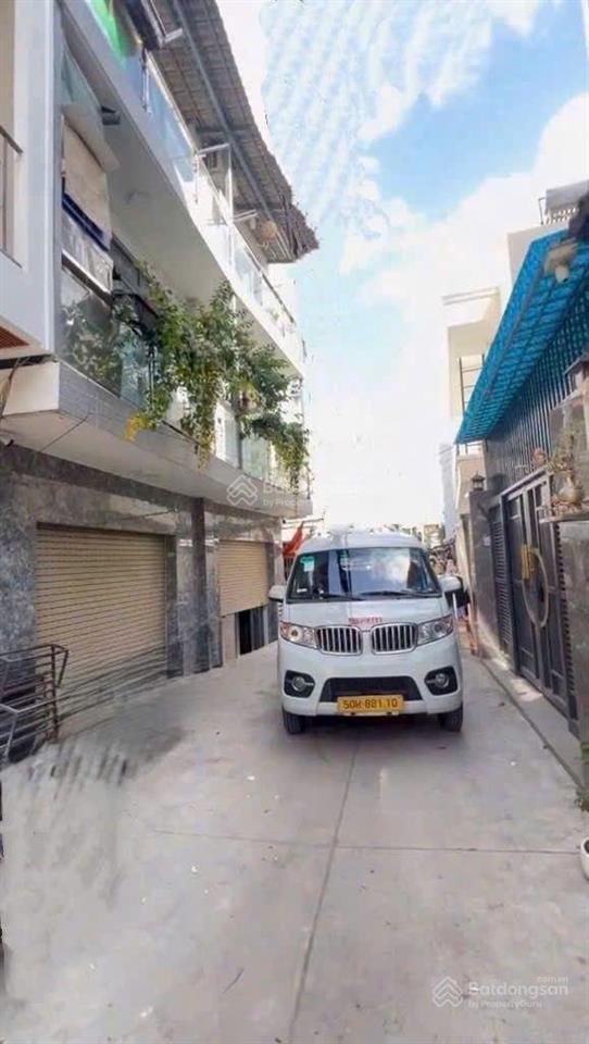 Chỉ 4t55  nhà q7 hẻm xe hơi  cách bến nhà rồng chỉ hơn 10 phút