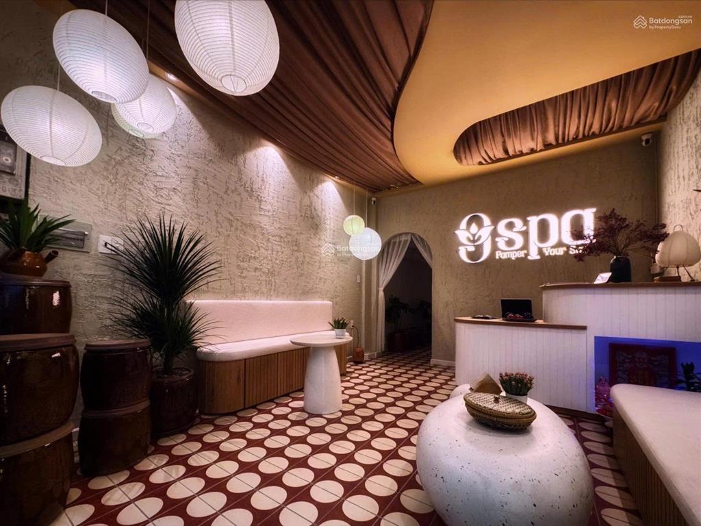 Cho thuê nhà mặt tiền 67a lê thị riêng phường bến thành quận 1