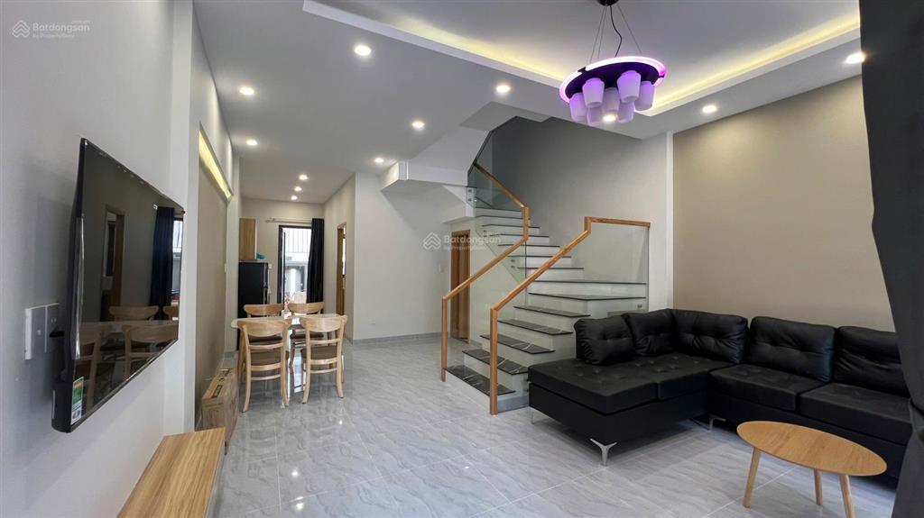 Cần bán căn 1 trệt 2 lầu  4 phòng ngủ  full nội thất  đang cho thuê 16tr/tháng