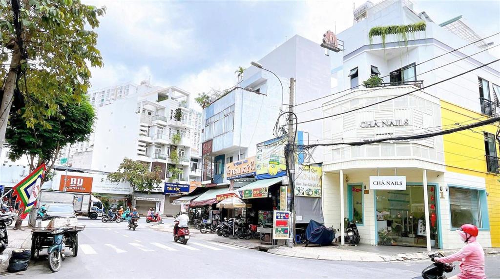 Bán nhà phố tại đường khuông việt,tân phú. giá chỉ 16 tỷ, 133.6m2, pháp lý đầy đủ, chính chủ