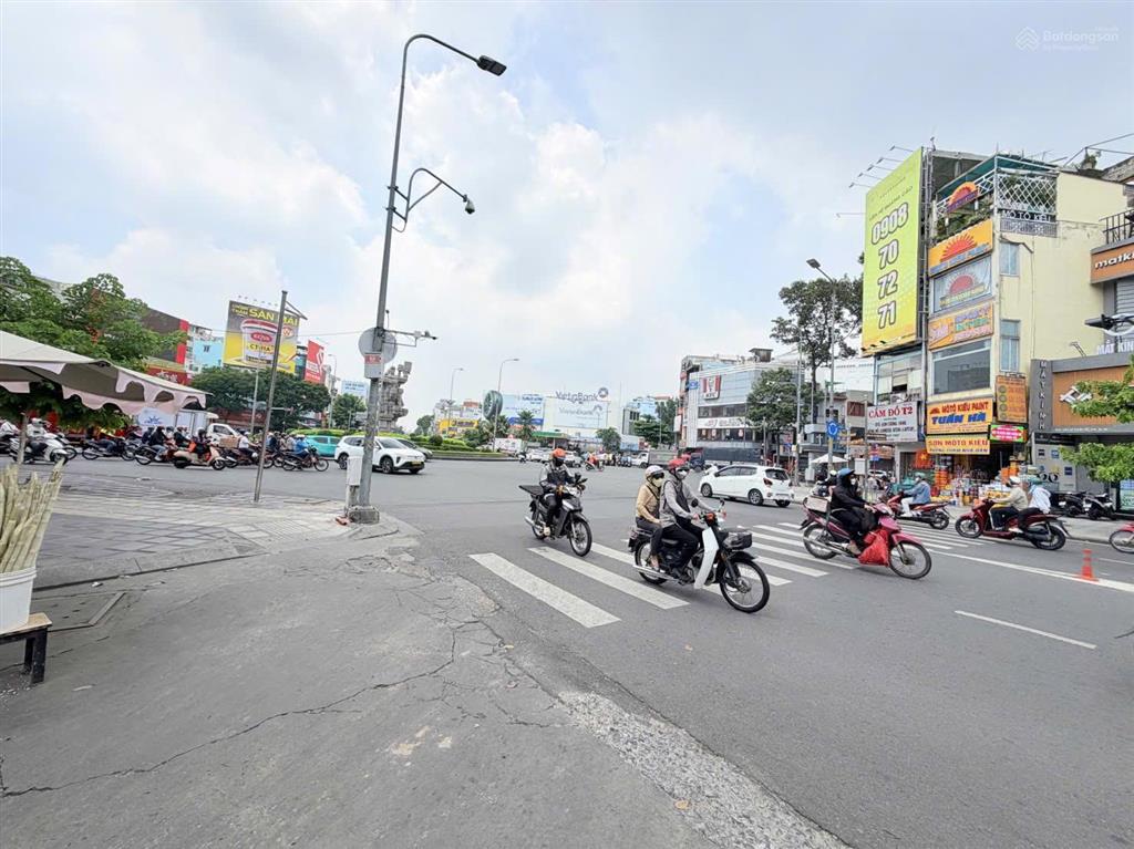 Ngộp ngân hàng, cần thanh lý nhanh nhà hẻm lê hồng phong, phường vườn lài