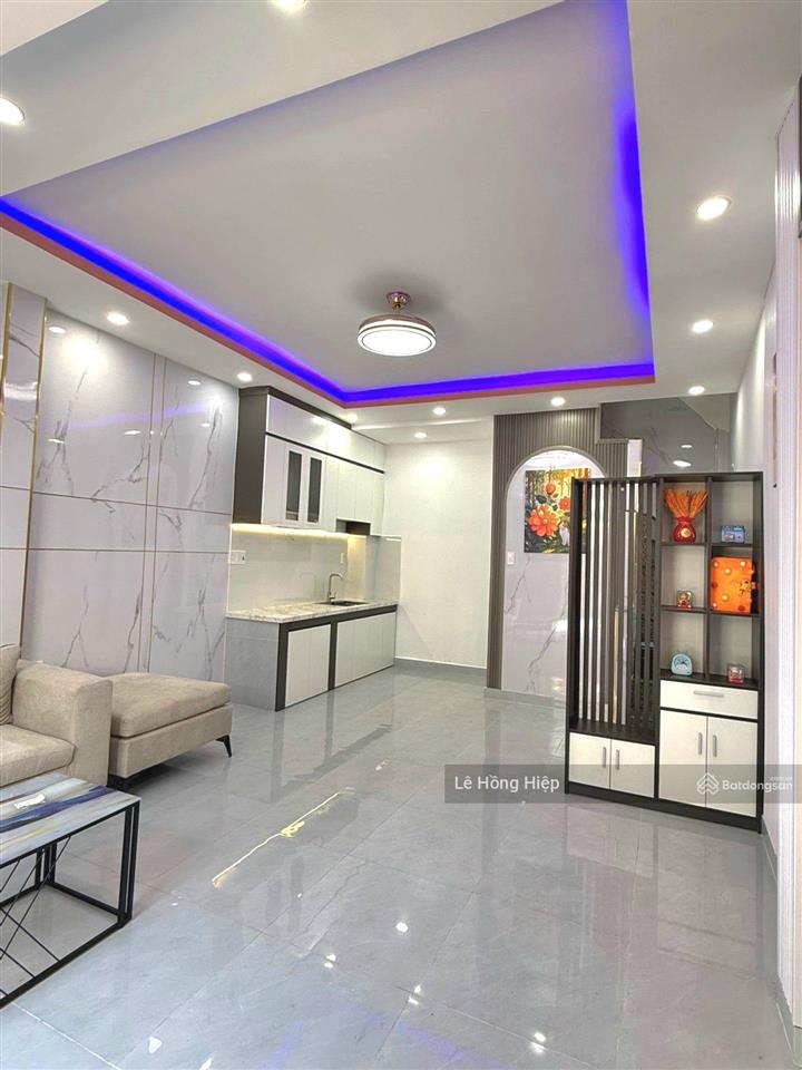 Ngay chợ gò vấp gần đh công nghiệp, bv 175 nguyễn thái sơn  phạm ngũ lão. chỉ 4,9 tỷ